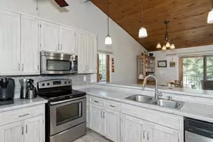 56381 400th Ave, Zumbro Falls, MN 55991 - Photo 8