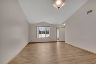 216 Appaloosa Ct, Braham, MN 55006 - Photo 14