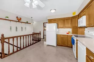 2705 Larch Ln N, Plymouth, MN 55441 - Photo 8