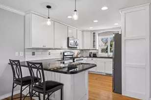 7221 Cornelia Dr, Edina, MN 55435 - Photo 10