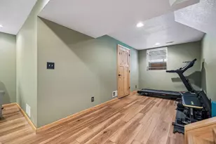 7221 Cornelia Dr, Edina, MN 55435 - Photo 30