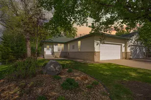 2129 Bard Ct, Faribault, MN 55021 - Photo 4