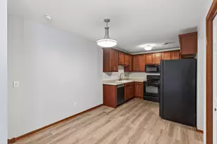 1316 Raintree Ln, Waconia, MN 55387 - Photo 14