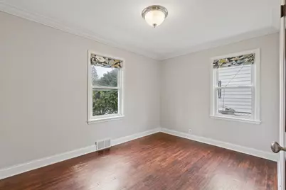 2711 Xerxes Avenue N, Robbinsdale, MN 55422 - Photo 12