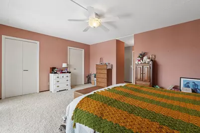 2465 Londin Lane E #401, Maplewood, MN 55119 - Photo 4