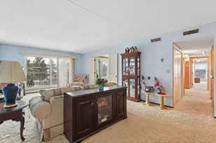 2465 Londin Ln E, Maplewood, MN 55119 - Photo 16