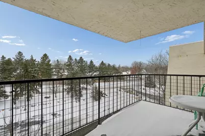 2465 Londin Lane E #401, Maplewood, MN 55119 - Photo 22