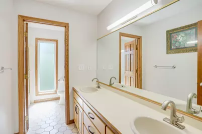 8973 Knoble Court, Eden Prairie, MN 55347 - Photo 22