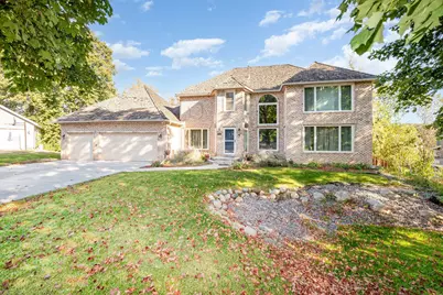 8973 Knoble Court, Eden Prairie, MN 55347 - Photo 6