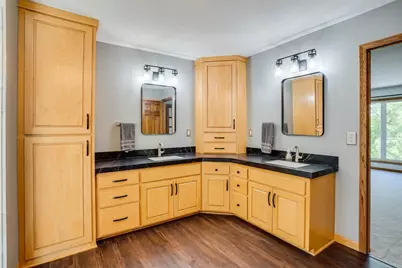 8973 Knoble Court, Eden Prairie, MN 55347 - Photo 30