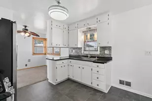 1665 Abell St, Saint Paul, MN 55117 - Photo 14