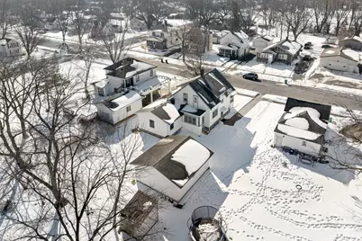 613 4th Avenue SE, Waseca, MN 56093 - Photo 2