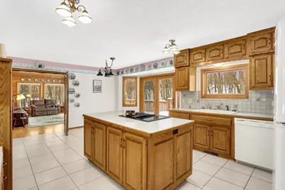 2031 Timberwood Drive, Chanhassen, MN 55317 - Photo 10