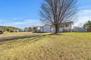 800 11th Ave SW, Isanti, MN 55040 - Photo 12