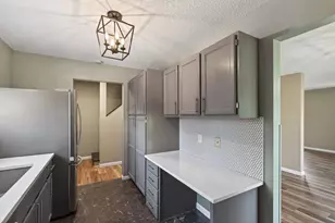 1421 63rd Ln, Brooklyn Center, MN 55430 - Photo 10