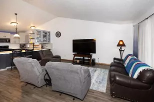 1527 41st Ave S, Moorhead, MN 56560 - Photo 4