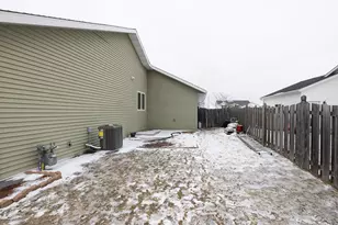 1527 41st Ave S, Moorhead, MN 56560 - Photo 28