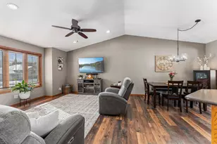 6356 11th St N, Oakdale, MN 55128 - Photo 18