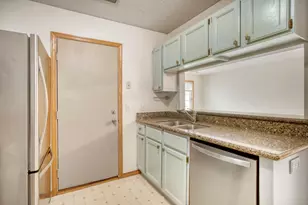 2017 Southcross Dr W, Burnsville, MN 55306 - Photo 10