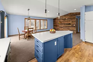 2933 Heatherwood Cir S, Moorhead, MN 56560 - Photo 16