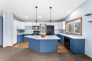 2933 Heatherwood Cir S, Moorhead, MN 56560 - Photo 14