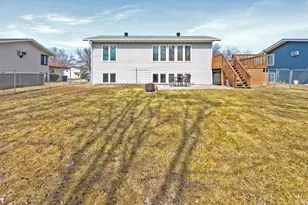 2933 Heatherwood Cir S, Moorhead, MN 56560 - Photo 6