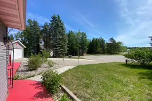 309 Birch Ct, Park Rapids, MN 56470 - Photo 2