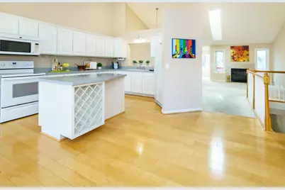 9125 Medley Circle, Golden Valley, MN 55427 - Photo 4