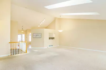 9125 Medley Circle, Golden Valley, MN 55427 - Photo 14