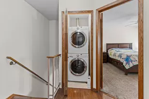 7646 13th St N, Oakdale, MN 55128 - Photo 10