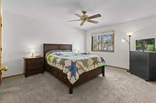 7646 13th St N, Oakdale, MN 55128 - Photo 8