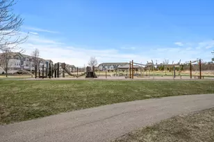 799 Roselyn Dr, Victoria, MN 55386 - Photo 34