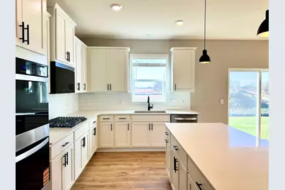 6287 Jennifer Avenue S, Cottage Grove, MN 55016 - Photo 1