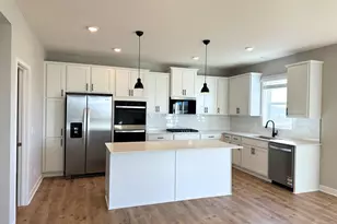 6287 Jennifer Ave S, Cottage Grove, MN 55016 - Photo 2