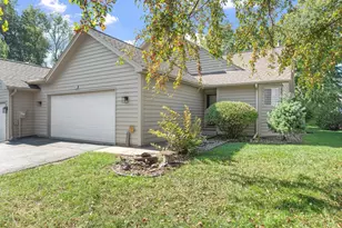 14172 Heywood Path, Apple Valley, MN 55124 - Photo 2