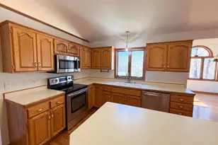 8433 Upland Ln N, Maple Grove, MN 55311 - Photo 2