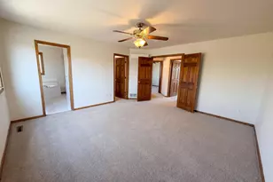 8433 Upland Ln N, Maple Grove, MN 55311 - Photo 4