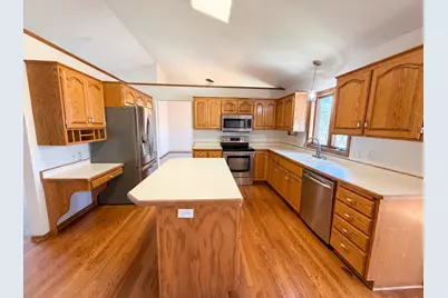 8433 Upland Lane N, Maple Grove, MN 55311 - Photo 14