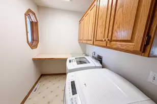 8433 Upland Ln N, Maple Grove, MN 55311 - Photo 30