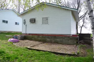 17172 220th St, Hutchinson, MN 55350 - Photo 6