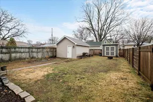 2627 Randolph St NE, Minneapolis, MN 55418 - Photo 34