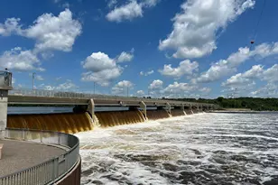 9905 Russell Ave N, Brooklyn Park, MN 55444 - Photo 10