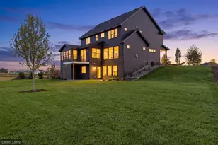 5813 S Century Ridge S, Woodbury, MN 55125 - Photo 2