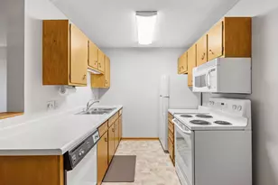 9141 Hwy 55, Golden Valley, MN 55427 - Photo 10