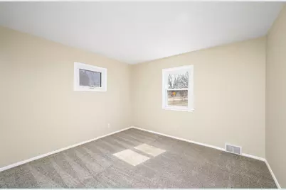 5205 Jersey Avenue N, Crystal, MN 55428 - Photo 8