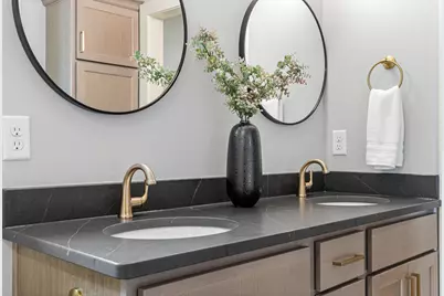 31715 Madison Road, Lindstrom, MN 55045 - Photo 20