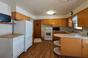 1430 N 4th St, Montevideo, MN 56265 - Photo 16