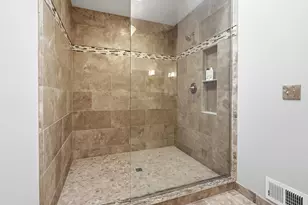 1005 Crystal Lake Rd W, Burnsville, MN 55306 - Photo 18