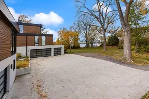 2634 Crosby Rd, Wayzata, MN 55391 - Photo 10