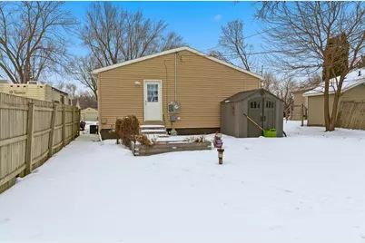 605 Le Hillier Street, Mankato, MN 56001 - Photo 22
